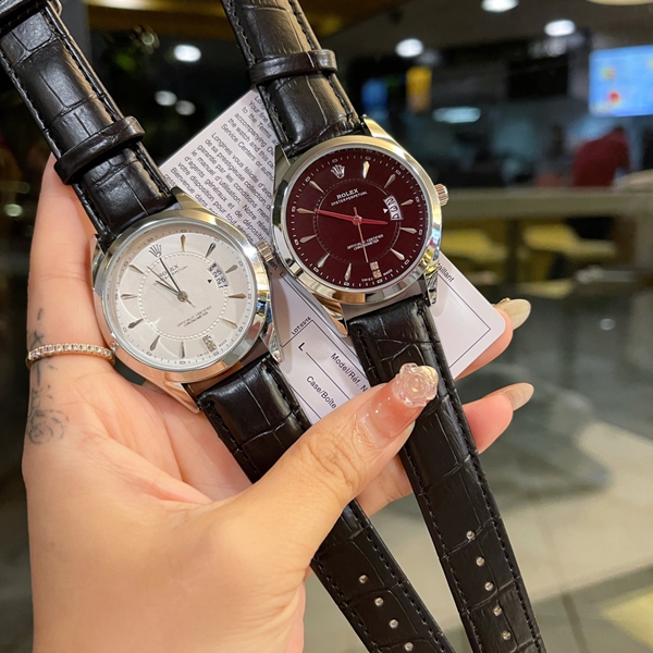 ブランド時計側面デザイン